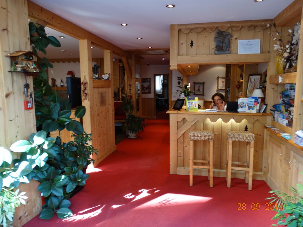 Hotel Le Littoral Evian-les-Bains Bagian luar foto